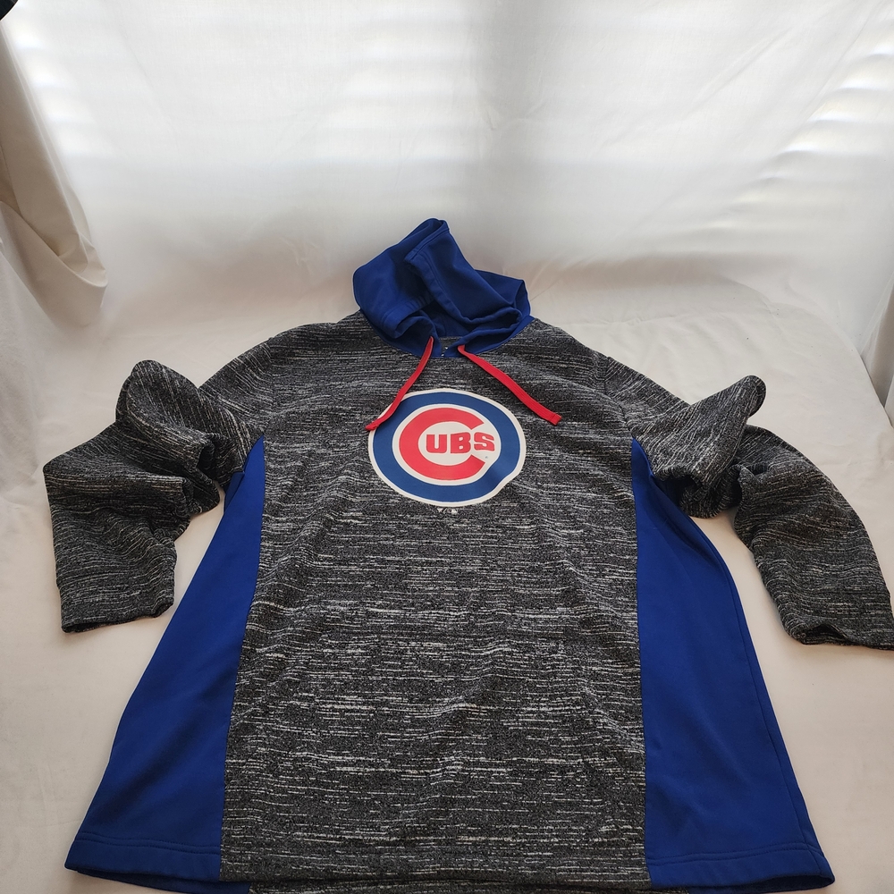 Fanatics Blue and Gray CUBS Hoodie Size XL